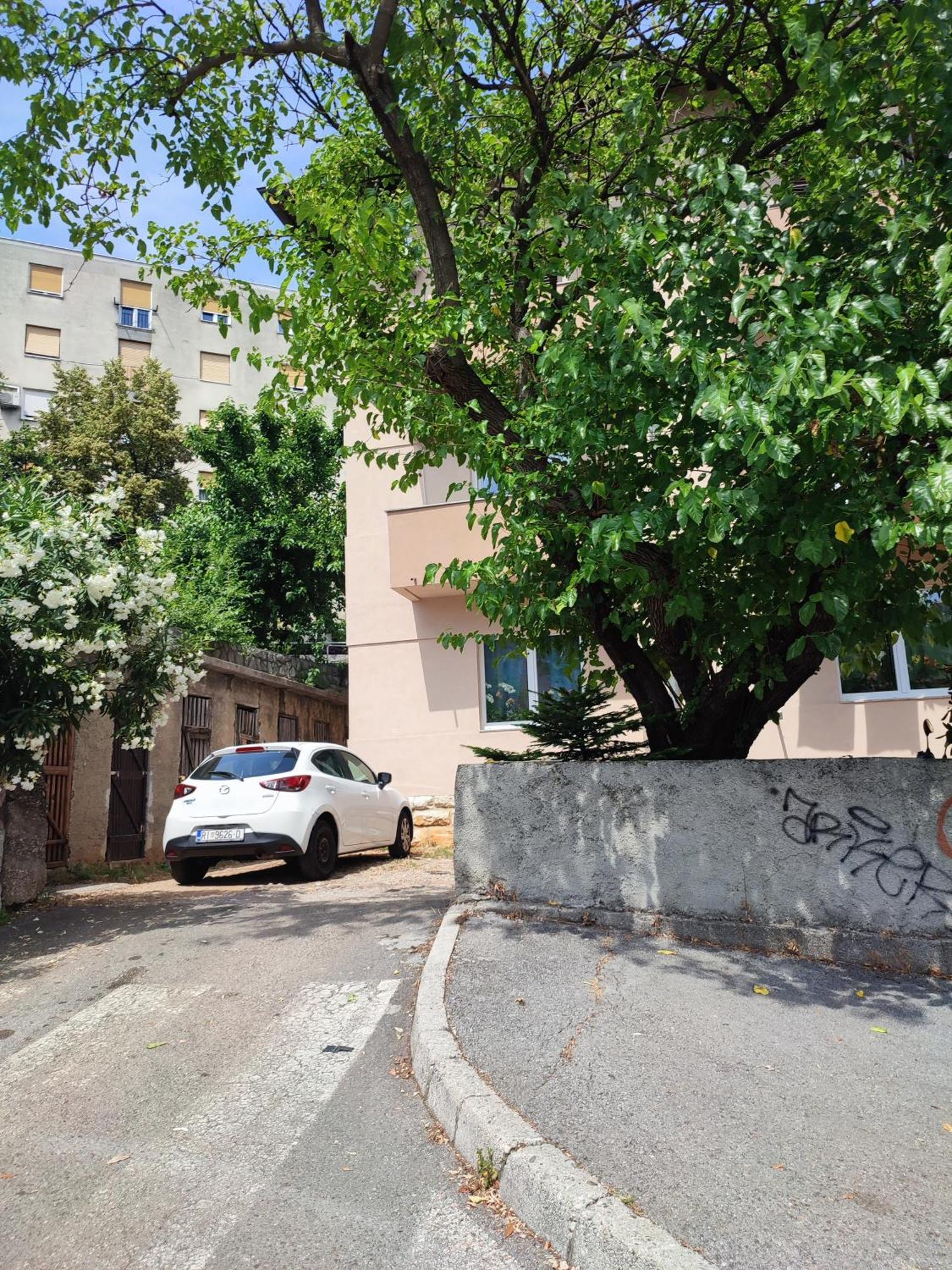 Fami Superior One Bedroom Apartment غييكا المظهر الخارجي الصورة