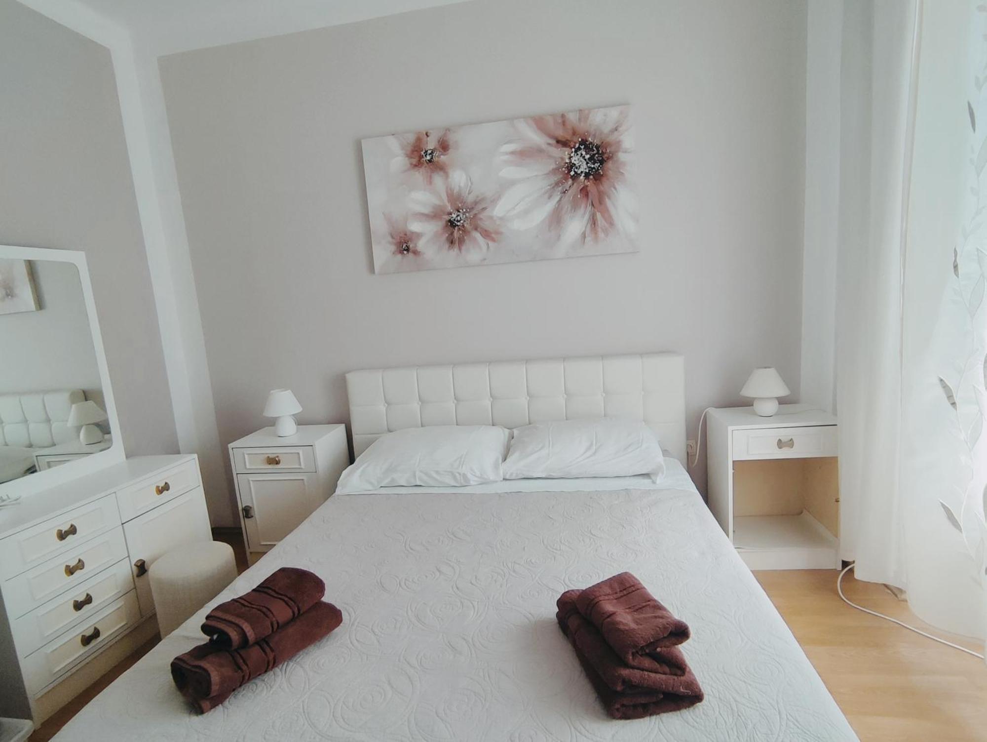 Fami Superior One Bedroom Apartment غييكا المظهر الخارجي الصورة