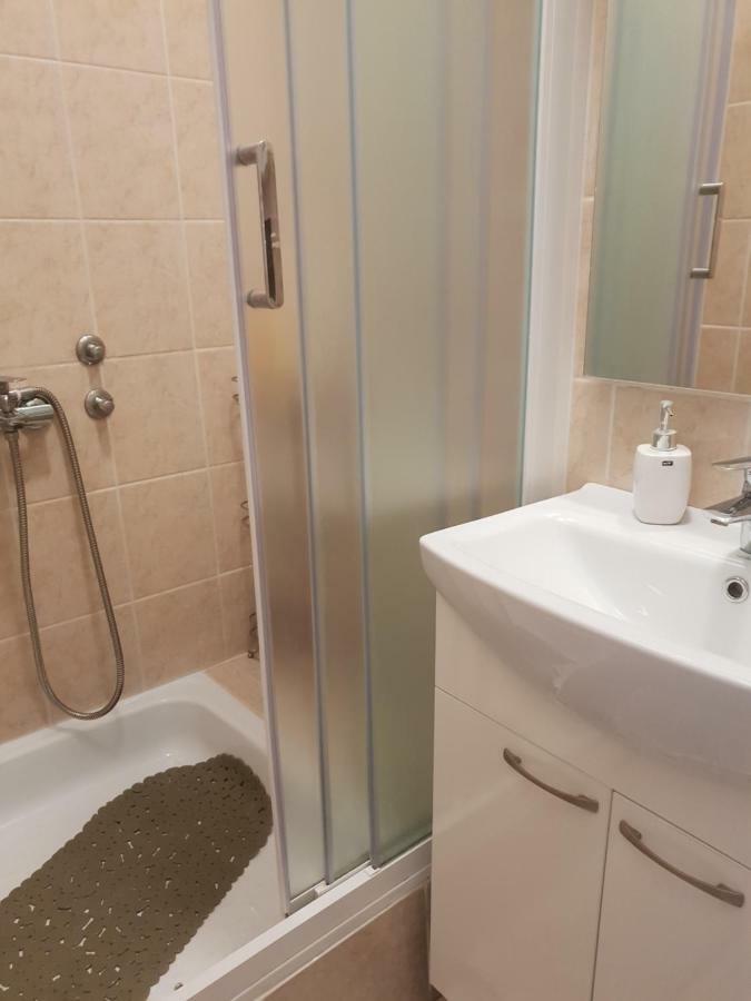 Fami Superior One Bedroom Apartment غييكا المظهر الخارجي الصورة